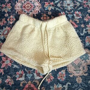 No Boundaries Cream Sherpa Shorts XS